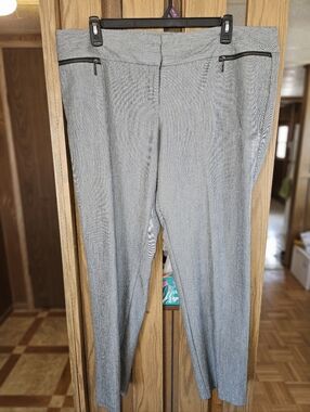 Worthington Sz 20W Modern Fit Dress Pants, Straight Leg